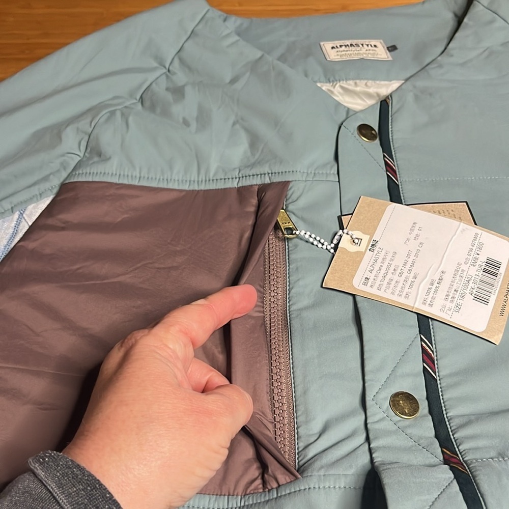 NWT AlphaStyle- Clara Padded Liner in Turquoise. Size L - Picture 11 of 11